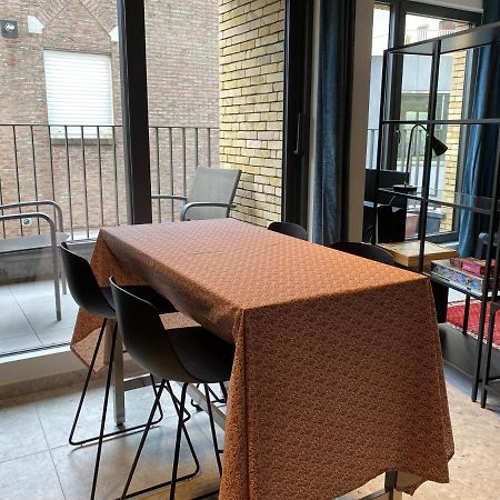 Studio Near Shopping K In K New Bright And Central Arrondissement di Courtrai Esterno foto